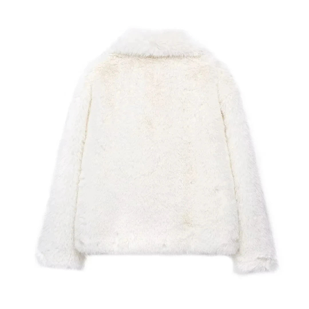 Fur - Accogliente cappotto in pelliccia sintetica